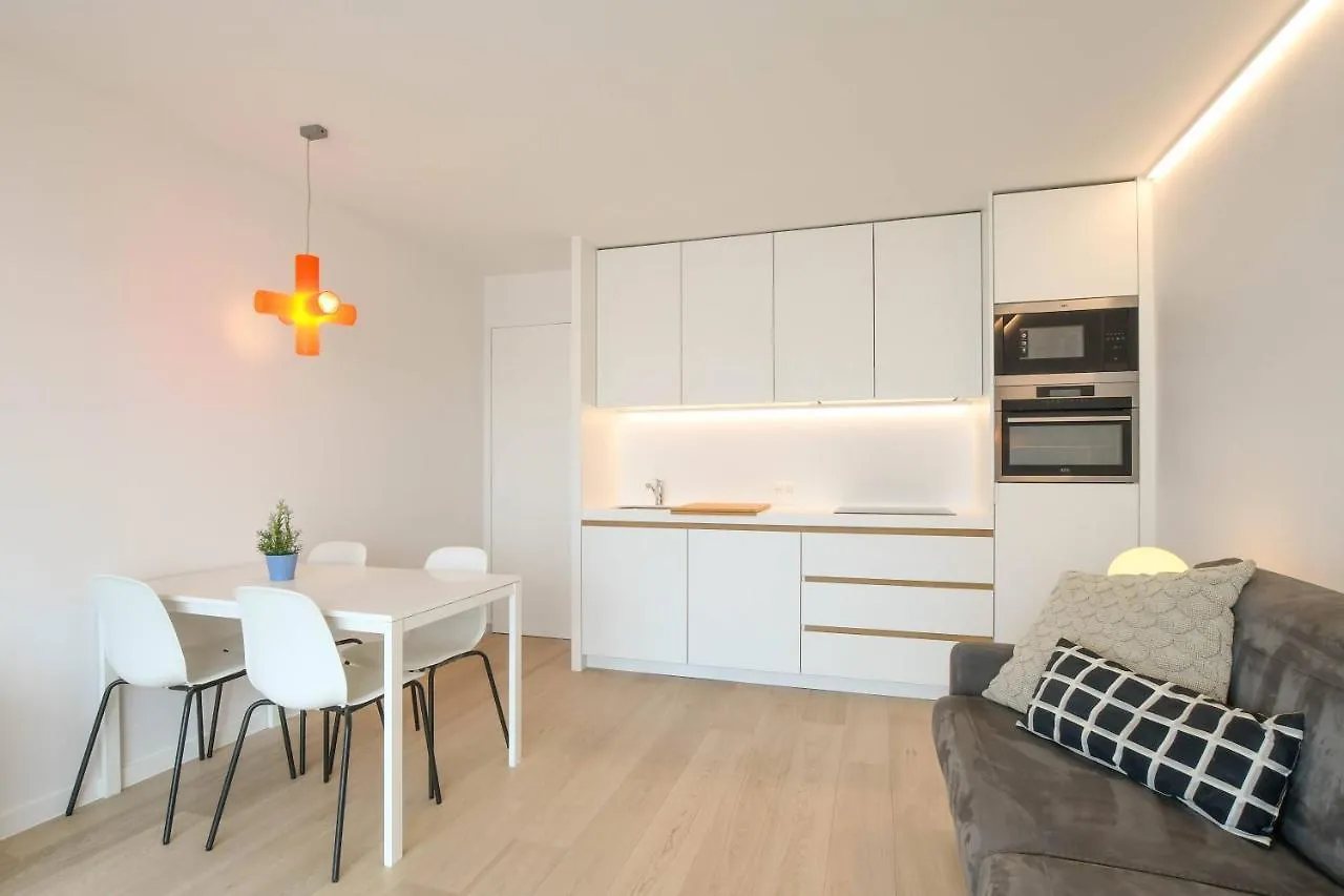 Studio Zwembad Met Frontaal Zeezicht Apartment Ostend